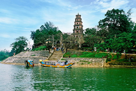 Công trình Tôn giáo và Tín ngưỡng tại Huế