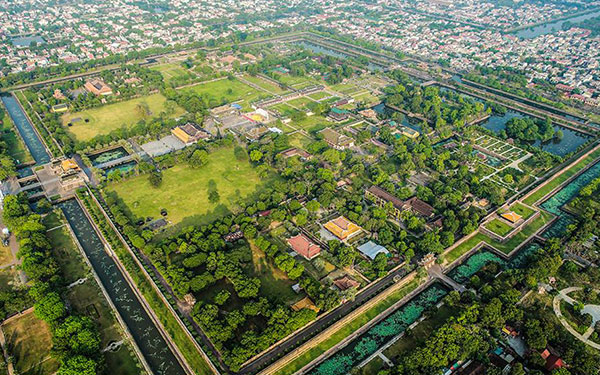 Điều kiện tự nhiên khu vực xung quanh di sản văn hóa Hệ thống Kinh thành Huế